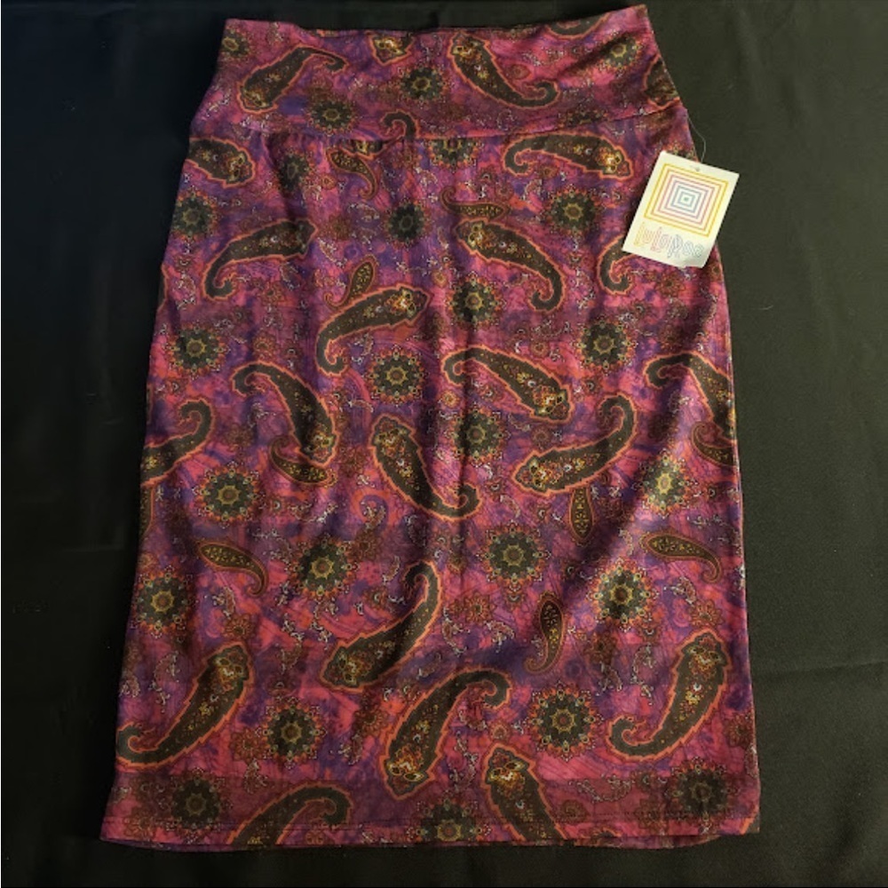 Lularoe Cassie Paisley Pencil Skirt NWT Women’s Small - Picture 1 of 4